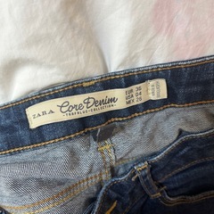 【美品】ZARA スキニーデニムの画像