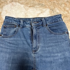 GU ジーンズ　レディースの画像