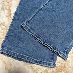 GU ジーンズ　レディースの画像