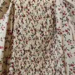 花柄 長袖ブラウスの画像