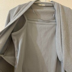 GU キャミソールと長袖カーディガンのセットの画像