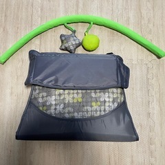 DEWEL　ベビーベッド 折り畳み コンパクトベッド 移動式 ベビー用品
の画像