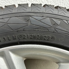 【中古】スタッドレス 4本セット 215 55 17 210系 クラウン 純正ホイール トーヨー オブザーブ ギズツー 23年製の画像