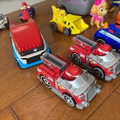パウパトロールのミニカー等おもちゃセットの画像
