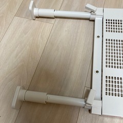 突っ張り式棚   の画像