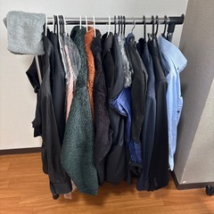 一人用ソファーベッド、ハンガらっくラックの画像