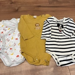 0歳赤ちゃん洋服など60〜70ぐらいの画像