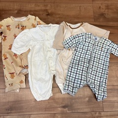 0歳赤ちゃん洋服など60〜70ぐらいの画像
