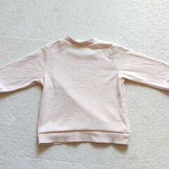 子ども服 キッズ服 サイズ90 ベージュ色 の画像