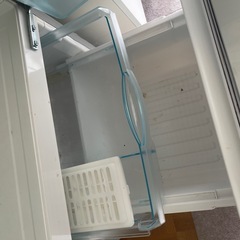 2004年製 冷蔵庫  小さめの画像