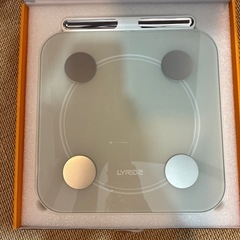 新品同様！体組成計の画像