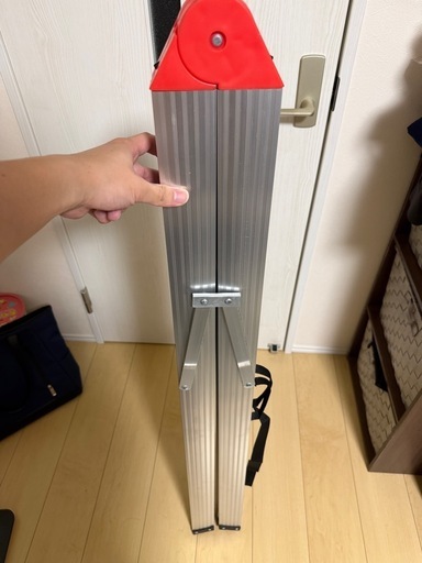 サンワダイレクト　折りたたみ
脚立