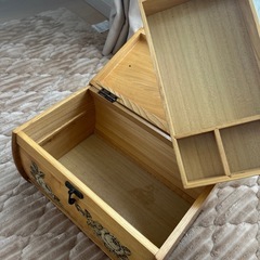 レトロ　お裁縫道具入れ　薬入れ　木製の画像