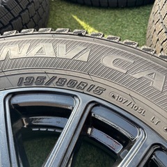 スタッドレスタイヤホイールセット　195/80R15の画像