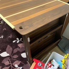 ダイニングテーブル　椅子の画像