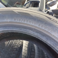 215/55R17 スタッドレス　4本の画像