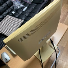 パソコン　モニター　2の画像