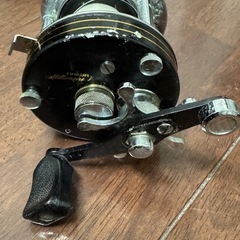 リール　Daiwa ダイワ　ミリオネア　V
の画像