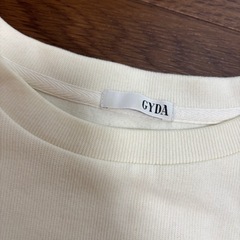 GYDA トップスの画像
