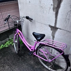 大人用ピンク自転車を差し上げます｜タイヤ穴あり、その他正常の画像