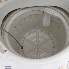 引っ越し処分で出ました冷蔵庫と洗濯機（排水ホース破れあり）を受け取りに来てくれる方に差し上げますの画像
