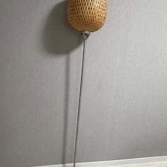 IKEAのBÖJA（ベイヤ）フロアランプ　スタンドライトの画像
