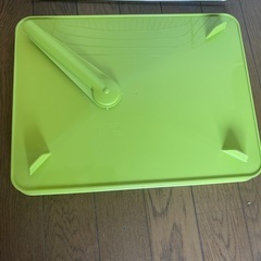 食器ケースの画像