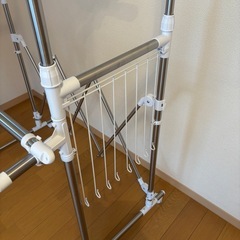 室内物干しの画像
