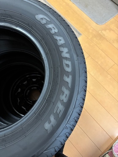 タイヤ ジムニーシエラ 
195/80r15　