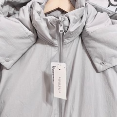 〔新品未使用〕リバーシブルパディングブルゾン｜メンズLサイズ相当 ライトグレーの画像