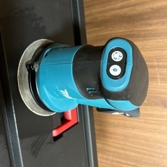決まりました！マキタ　オービットサンダ　18V 使用回数１回😊の画像