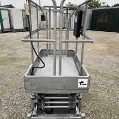 【三重・配送可】 3.6ｍ 高所作業車　LS-36　シイップ　 タワーリフト　テーブルリフト　電動作業台　 バッテリー式　100v　タイヤの画像