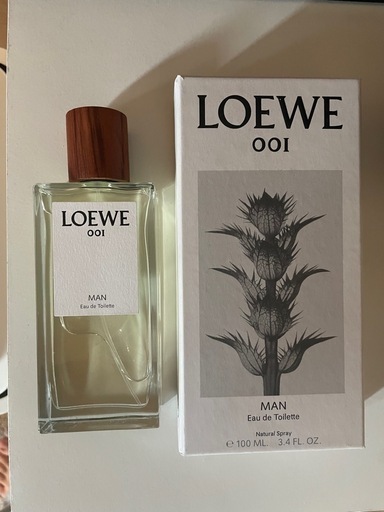 ロエベ　
香水