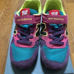 美品ニューバランス　19.5cmの画像