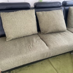 無料！　三人掛けカウチソファの画像