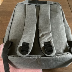 充電 リュック ビジネス USB メンズ グレー  防水 大容量 通勤 通学 黒の画像