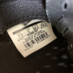 K2510-362 NIKE ランニングシューズ 24.5センチ ブラック 汚れ、使用感有りの画像