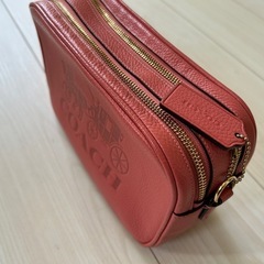 coach カメラバッグ　クロスボディ　ダブルジップ　ショルダーバッグ！の画像