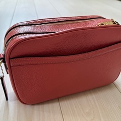 coach カメラバッグ　クロスボディ　ダブルジップ　ショルダーバッグ！の画像