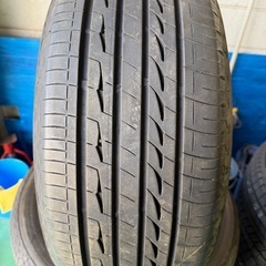 夏タイヤ　ブリヂストン　REGNO 
245/50R1818の画像