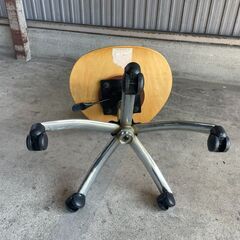 K18 おしゃれ 木製 デスクチェア 事務 回転 昇降 椅子 オフィス いす ワーク デスク チェア PC パソコンの画像