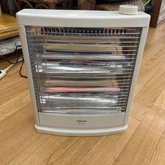 山善の電気ストーブ「DS-D086」の画像