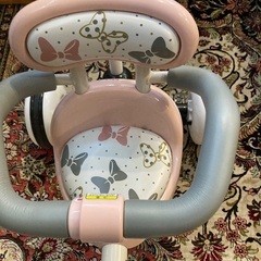ディズニートライクピュア 三輪車 ミニーちゃんの画像