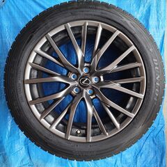 レクサスＲＸ（２０２０）純正 アルミホイル付きスタッドレスタイヤ DUNLOP WINTERMAXX SJ8 235/55R 20の画像
