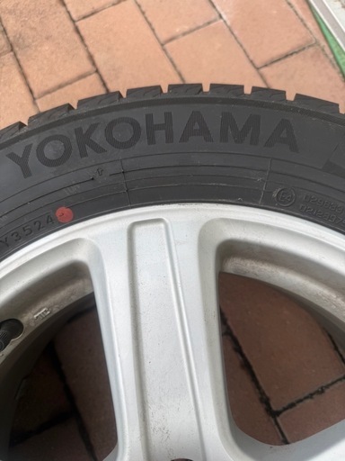 タイヤ(2024年製)R7112/205/60R16 96Q96Q タイヤ(2024年製)R7112/205/60R16 96Q96Qの通販はau PAY マーケット