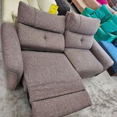 ✨️ジモティー割引✨️【ジャングルジャングル堺初芝店】 2人用電動ソファー　堺市（東区　西区　北区　南区　堺区　美原区）高石市　泉大津市　忠岡町　和泉市　松原市　大阪狭山市の画像