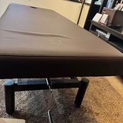 【急募につき20%おふ20％オフ】エステ用！整体用！！マッサージベッド！の画像