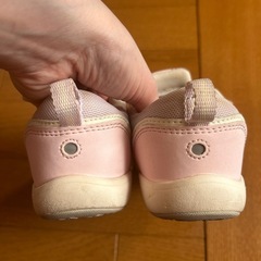 キッズ　16cm スニーカーの画像