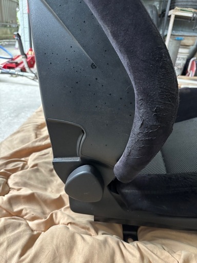セミバケットシート RECARO