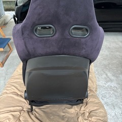 セミバケットシート RECAROの画像